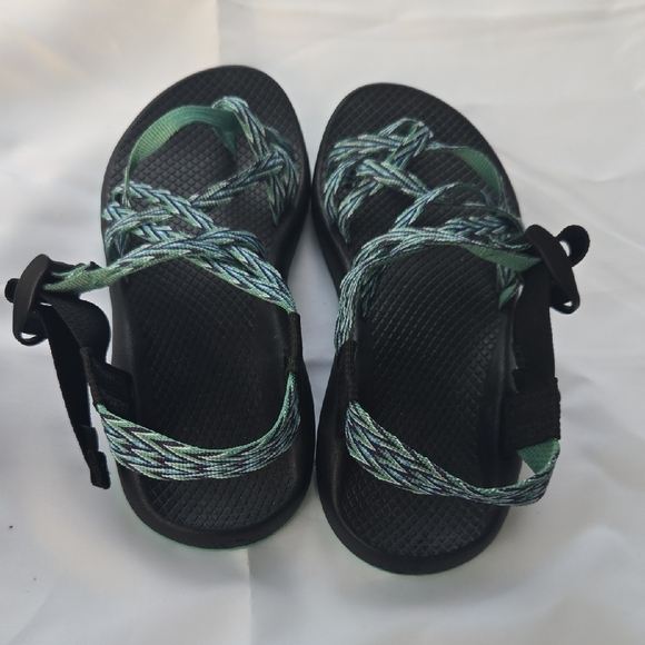 Stylish Black and Green Women's Sandals - Picture 3 of 5